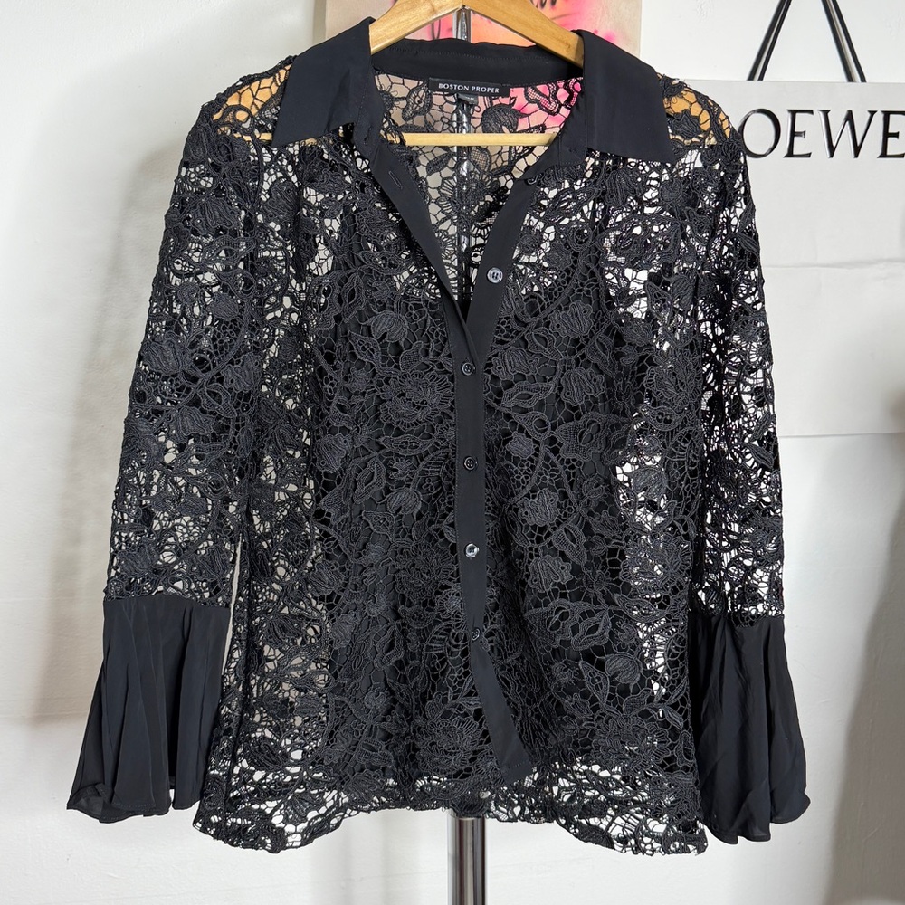 Boston Proper Lace Alexa‎ Flare Sleeve Shirt - Picture 3 of 7